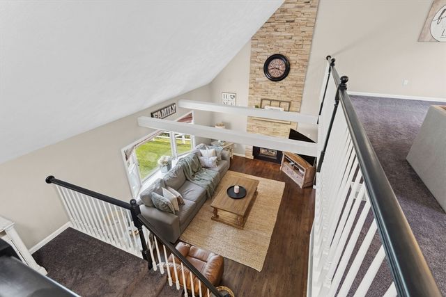 10 Seneca Ln, Wilmington, MA 01887
