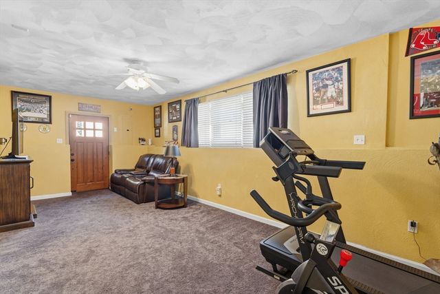 10 Seneca Ln, Wilmington, MA 01887