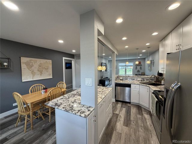 7110 S Gaylord St L4, Centennial, CO 80122