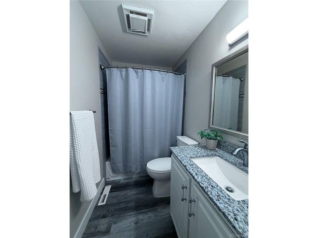 7110 S Gaylord St L4, Centennial, CO 80122