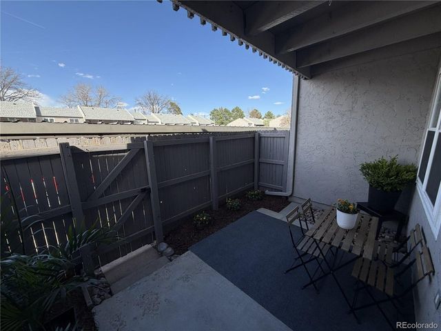 7110 S Gaylord St L4, Centennial, CO 80122