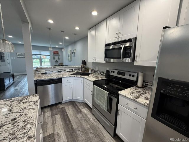 7110 S Gaylord St L4, Centennial, CO 80122