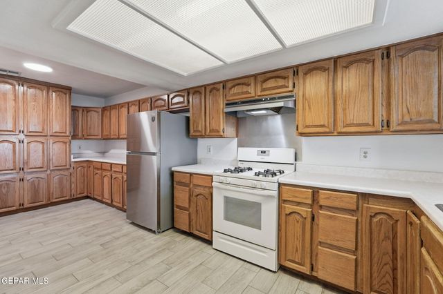 9978 AGENA Lane, El Paso, TX 79924