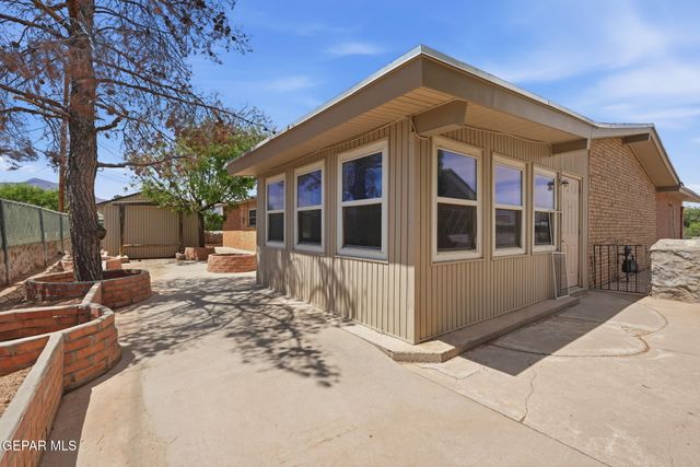 9978 AGENA Lane, El Paso, TX 79924