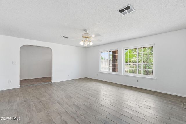 9978 AGENA Lane, El Paso, TX 79924