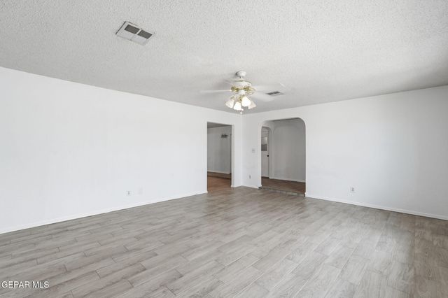 9978 AGENA Lane, El Paso, TX 79924