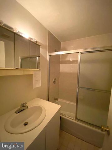 2601 S 12TH ST, Philadelphia, PA 19148