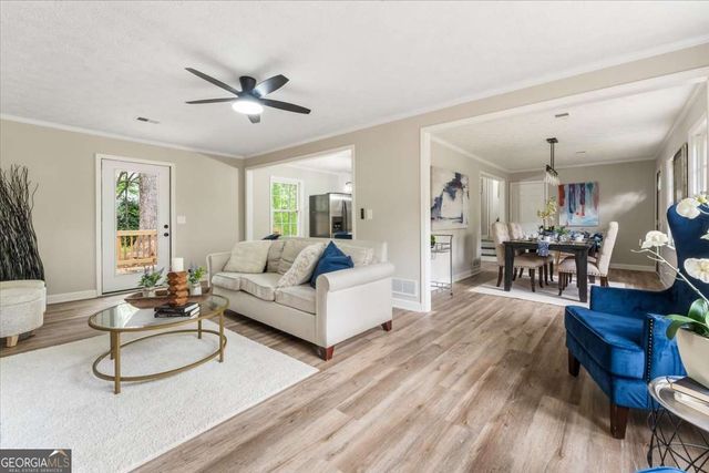 712 Copper Trace Way, Woodstock, GA 30189