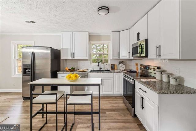 712 Copper Trace Way, Woodstock, GA 30189