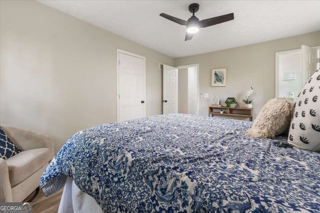 712 Copper Trace Way, Woodstock, GA 30189