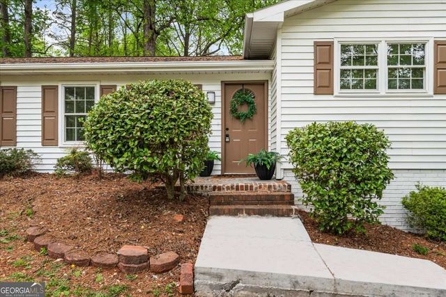 712 Copper Trace Way, Woodstock, GA 30189