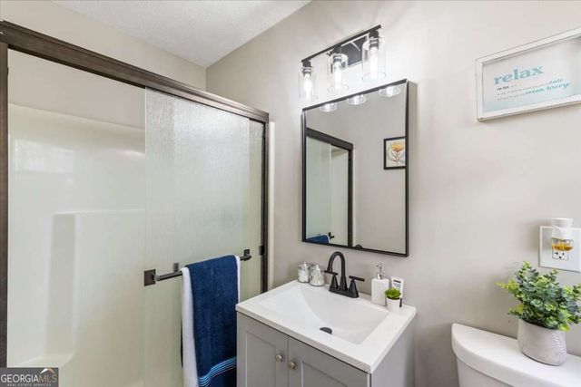 712 Copper Trace Way, Woodstock, GA 30189