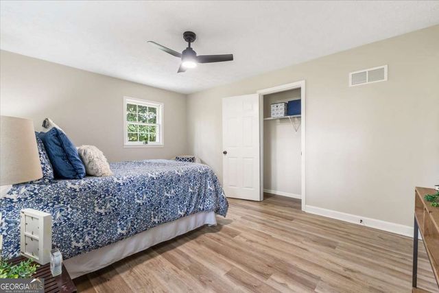 712 Copper Trace Way, Woodstock, GA 30189