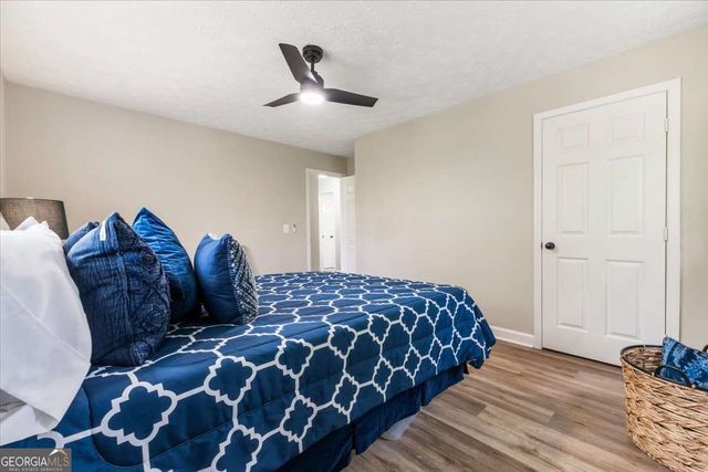 712 Copper Trace Way, Woodstock, GA 30189