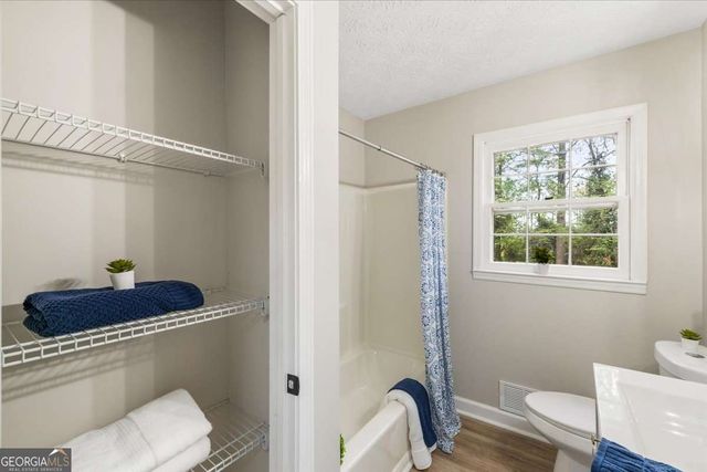 712 Copper Trace Way, Woodstock, GA 30189