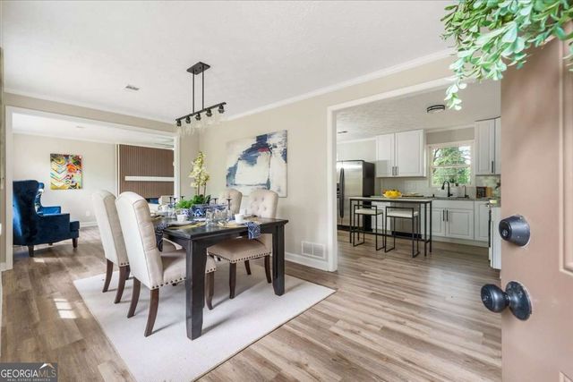 712 Copper Trace Way, Woodstock, GA 30189