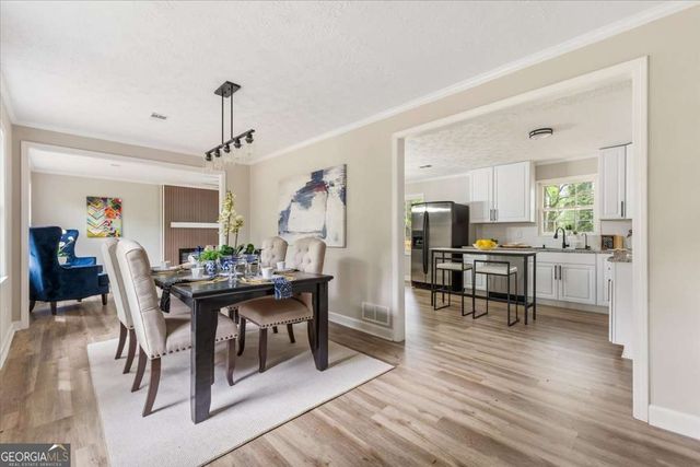 712 Copper Trace Way, Woodstock, GA 30189