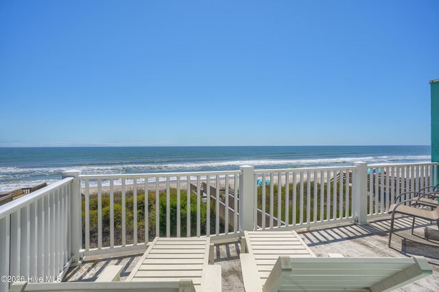 3976 Island Drive, Sneads Ferry, NC 28460