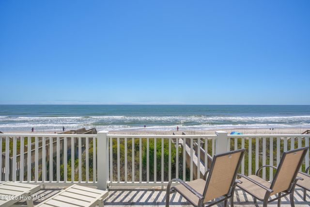 3976 Island Drive, Sneads Ferry, NC 28460