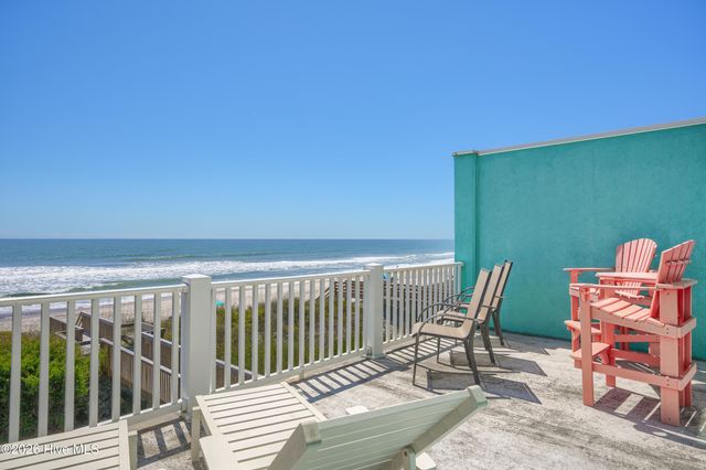 3976 Island Drive, Sneads Ferry, NC 28460