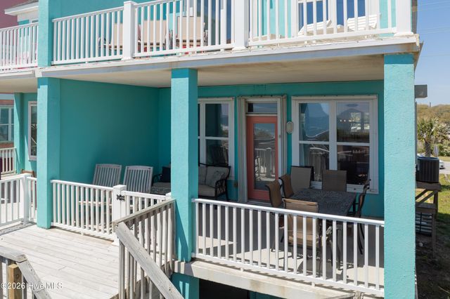 3976 Island Drive, Sneads Ferry, NC 28460