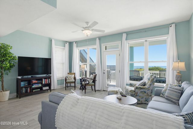 3976 Island Drive, Sneads Ferry, NC 28460