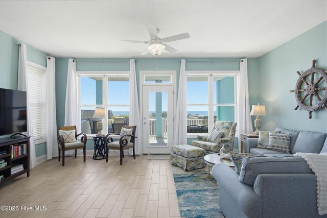 3976 Island Drive, Sneads Ferry, NC 28460