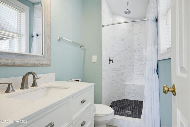 3976 Island Drive, Sneads Ferry, NC 28460