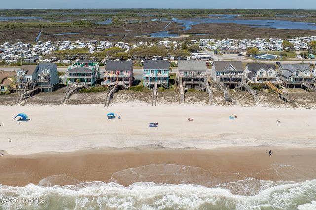 3976 Island Drive, Sneads Ferry, NC 28460