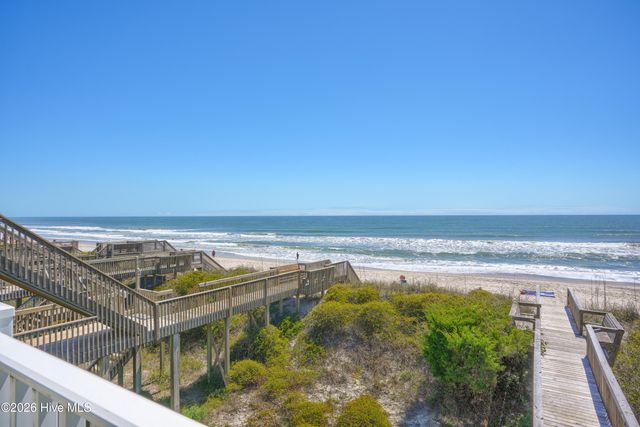 3976 Island Drive, Sneads Ferry, NC 28460