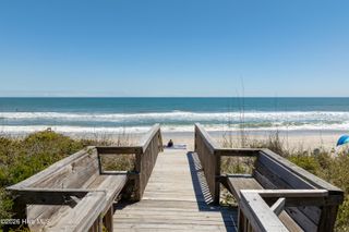 3976 Island Drive, Sneads Ferry, NC 28460