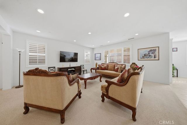 4043 S Inglenook, Ontario, CA 91761