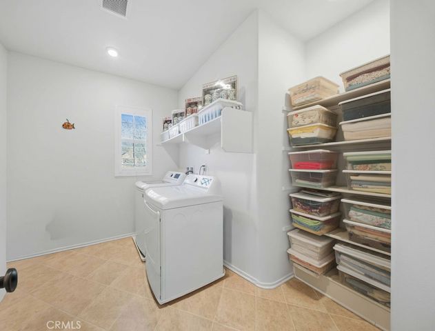 4043 S Inglenook, Ontario, CA 91761