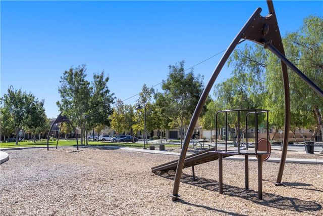 4043 S Inglenook, Ontario, CA 91761