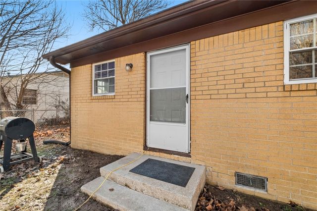 226 Cardin Road, Pea Ridge, AR 72751