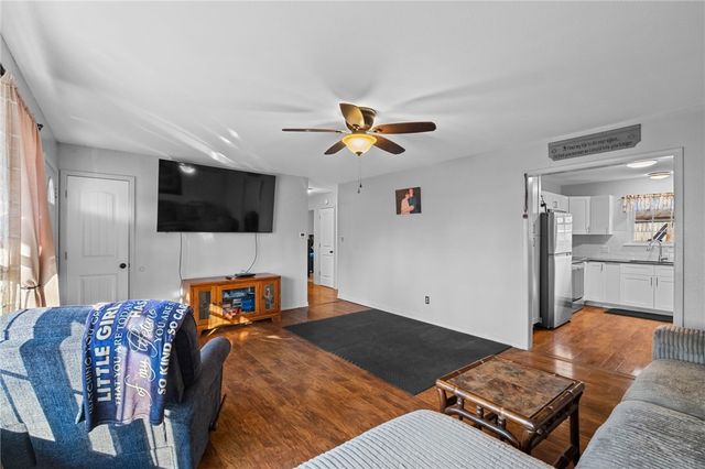 226 Cardin Road, Pea Ridge, AR 72751