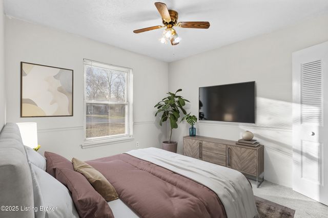 8405 Jan Way, Louisville, KY 40219