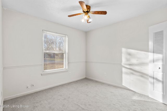 8405 Jan Way, Louisville, KY 40219