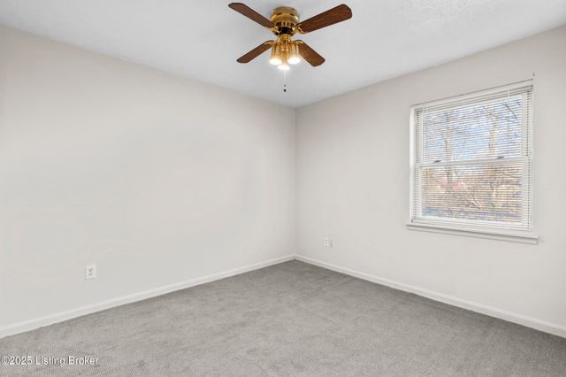 8405 Jan Way, Louisville, KY 40219