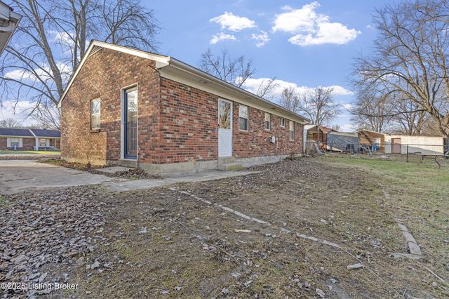 8405 Jan Way, Louisville, KY 40219