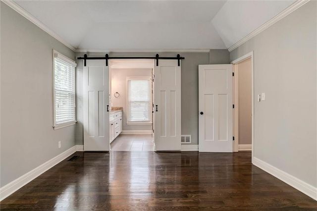 15915 Riggs Road, Stilwell, KS 66085