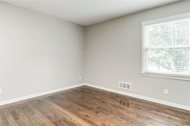 15915 Riggs Road, Stilwell, KS 66085