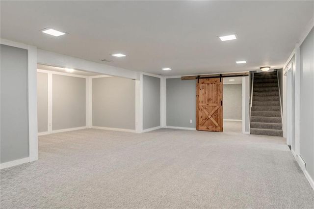 15915 Riggs Road, Stilwell, KS 66085