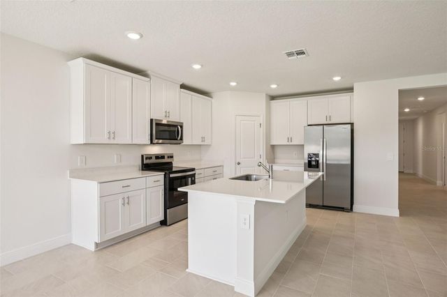 855 SUNSHOWER DRIVE, Haines City, FL 33844