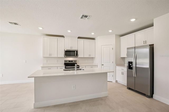 855 SUNSHOWER DRIVE, Haines City, FL 33844