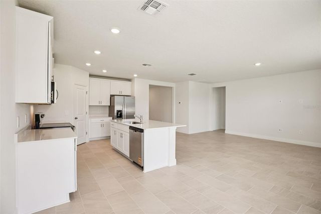 855 SUNSHOWER DRIVE, Haines City, FL 33844