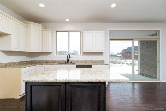 17480 Stallman Drive, Macomb Twp, MI 48042