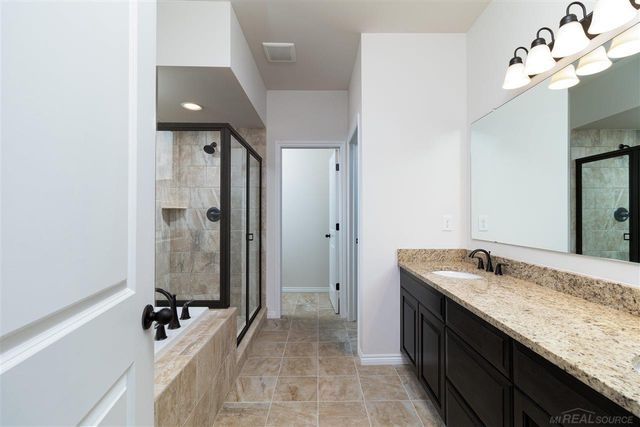 17480 Stallman Drive, Macomb Twp, MI 48042