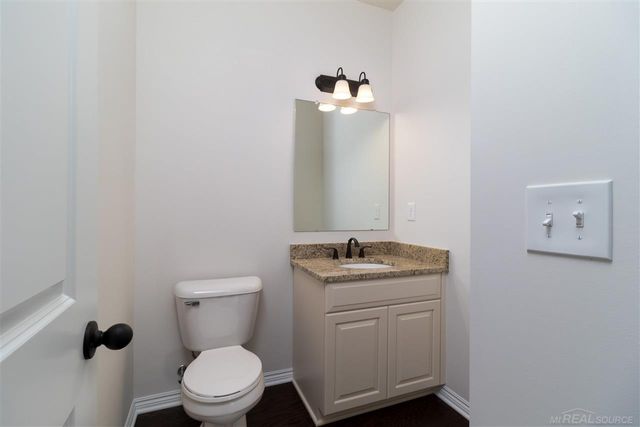 17480 Stallman Drive, Macomb Twp, MI 48042