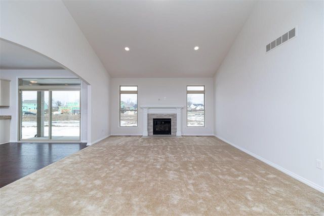 17480 Stallman Drive, Macomb Twp, MI 48042